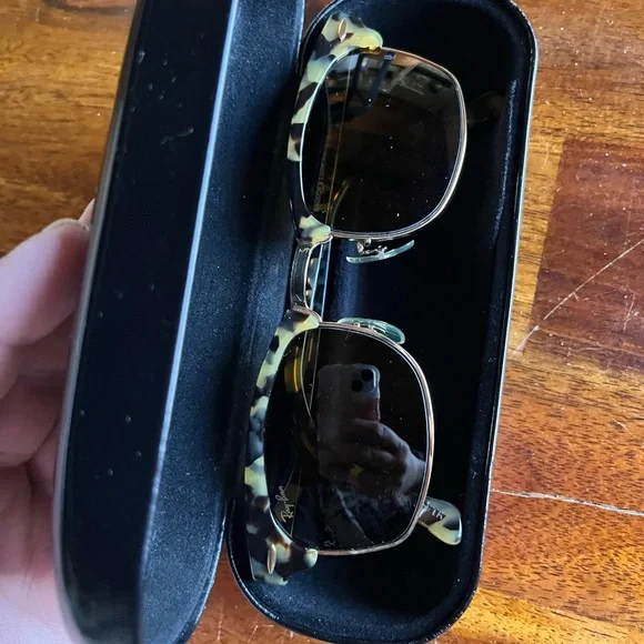 Ray-Ban W1483 Vintage Sq Clubmaster Sunglasses in Black and Gold Tortoise Shell - Picture 6 of 7